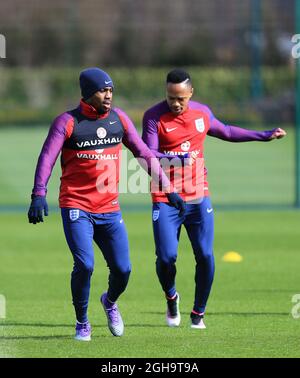 Danny Rose in Inghilterra durante l'allenamento al Tottenham Hotspur Training Center. Il credito fotografico dovrebbe essere: David Klein/Sportimage via PA Images Foto Stock