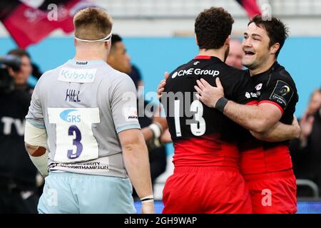 Duncan Taylor di Saracens e Brad Barritt di Saracens festeggiano Chris Ashton di Saracens per il primo tentativo durante la finalissima 2016 della European Rugby Champions Cup all'Aviva Stadium di Londra. Il credito fotografico dovrebbe essere: Charlie Forgham-Bailey/Sportimage via PA Images Foto Stock