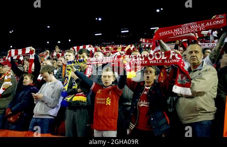 I tifosi di Liverpool durante la seconda tappa della semifinale della UEFA Europa League ad Anfield, Liverpool. Il credito fotografico dovrebbe essere: Simon Bellis/Sportimage via PA Images Foto Stock