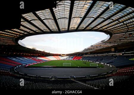 Una visione generale di Hampden Park prima della partita del FIFA World Cup Qualfication Group F 2018 ad Hampden Park, Glasgow. Data foto: 8 ottobre 2016. McNulty/Sportimage PIC Matt tramite immagini PA Foto Stock