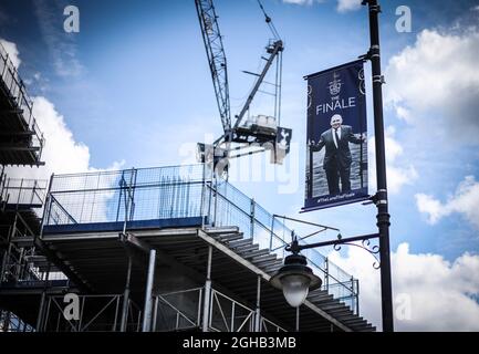 Una bandiera finale di Bill Nicholson durante la partita della Premier League al White Hart Lane Stadium di Londra. Data foto: 14 maggio 2017. Il credito PIC dovrebbe essere: David Klein/Sportimage via PA Images Foto Stock