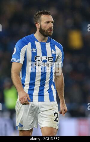 Laurent Depoitre di Huddersfield Town durante la partita della Premier League al John Smiths Stadium di Huddersfield. Data foto: 15 dicembre 2018. Il credito d'immagine dovrebbe essere: James Wilson/Sportimage via PA Images Foto Stock