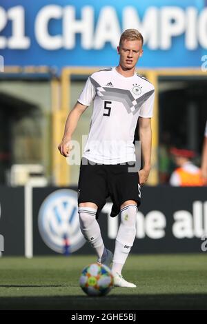 Timo Baumgartl in Germania durante la partita UEFA Under-21 Championship a Renato Dall'Ara, Bologna. Data foto: 27 giugno 2019. Il credito d'immagine dovrebbe essere: Jonathan Moscrop/Sportimage via PA Images Foto Stock