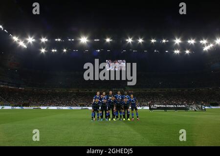 Inters partenza undici fila per una foto di squadra prima del calcio di inizio, ritorno riga ( L a R ); Milano Skriniar, Danilo D'Ambrosio, Samir Hananovic, Andrea Ranocchia e Romelu Lukaku, fronte rwo ( L a R ); Stefano sensi, Marcelo Brozovic, Matias Vecchio, Kwadwo Asamoah, Lautaro Mart’nez e Antonio Candreva durante la serie A a a Giuseppe Meazza, Milano. Data foto: 26 agosto 2019. Il credito d'immagine dovrebbe essere: Jonathan Moscrop/Sportimage via PA Images Foto Stock