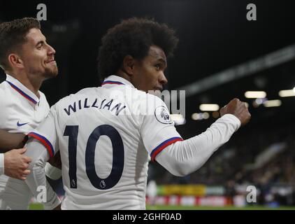 Willian of Chelsea festeggia il quarto gol durante la partita della Premier League a Bramall Lane, Sheffield. Data foto: 21 ottobre 2019. Il credito dovrebbe essere: Simon Bellis/Sportimage via PA Images Foto Stock