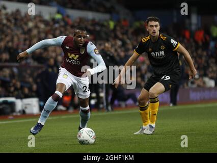Jonathan Kodjia di Aston Villa durante la partita della Carabao Cup a Villa Park, Birmingham. Data foto: 30 ottobre 2019. Il credito dovrebbe essere: Darren Staples/Sportimage via PA Images Foto Stock