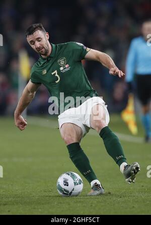 Enda Steven della Repubblica d'Irlanda durante il Campionato europeo di Qualifiche - gioco di Gruppo D all'Aviva Stadium di Dublino. Data foto: 18 Novembre 2019. Il credito dovrebbe essere: Simon Bellis/Sportimage via PA Images Foto Stock