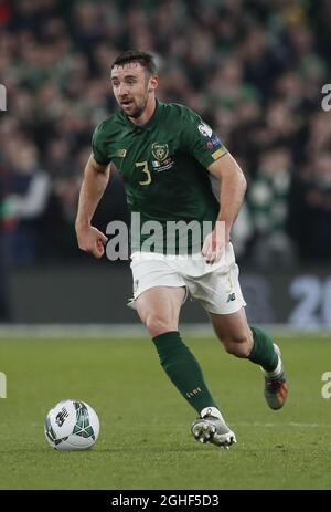 Enda Steven della Repubblica d'Irlanda durante il Campionato europeo di Qualifiche - gioco di Gruppo D all'Aviva Stadium di Dublino. Data foto: 18 Novembre 2019. Il credito dovrebbe essere: Simon Bellis/Sportimage via PA Images Foto Stock