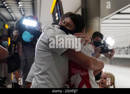 Lauren Steadman della Gran Bretagna arriva all'aeroporto di Heathrow a Londra dopo i Giochi Paralimpici di Tokyo 2020. Data foto: Lunedì 6 settembre 2021. Foto Stock