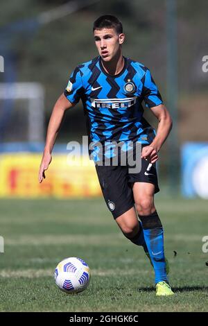 Cesare Casadei di Internazionale durante la Primavera 1 al Suning Youth Development Center di Milano. Data foto: 3 ottobre 2020. Il credito d'immagine dovrebbe essere: Jonathan Moscrop/Sportimage via PA Images Foto Stock