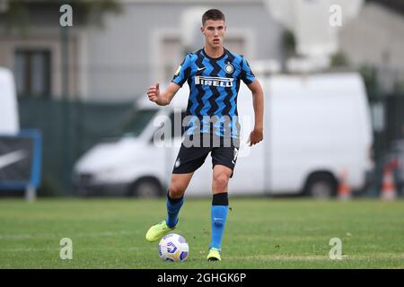 Cesare Casadei di Internazionale durante la Primavera 1 al Suning Youth Development Center di Milano. Data foto: 3 ottobre 2020. Il credito d'immagine dovrebbe essere: Jonathan Moscrop/Sportimage via PA Images Foto Stock