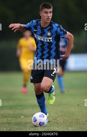 Cesare Casadei di Internazionale durante la Primavera 1 al Suning Youth Development Center di Milano. Data foto: 3 ottobre 2020. Il credito d'immagine dovrebbe essere: Jonathan Moscrop/Sportimage via PA Images Foto Stock