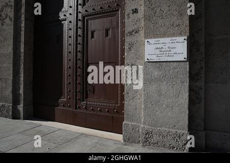 La facciata originale dello Stadio Atelti D'Azzurri, e la porta d'ingresso sono conservate durante la ricostruzione a causa di un ordine di conservazione prima della Serie A allo Stadio Gewiss di Bergamo. Data foto: 8 novembre 2020. Il credito d'immagine dovrebbe essere: Jonathan Moscrop/Sportimage via PA Images Foto Stock