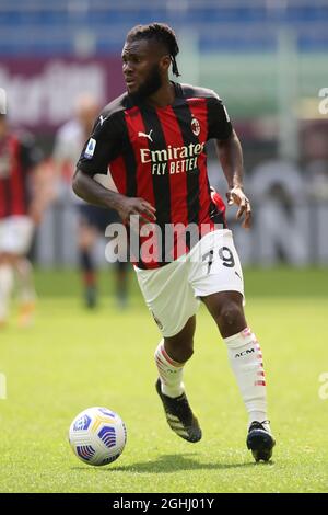 Milano, 18 aprile 2021. Franck Kessie di AC Milan durante la serie A a match a Giuseppe Meazza, Milano. Il credito d'immagine dovrebbe essere: Jonathan Moscrop / Sportimage via PA Images Foto Stock