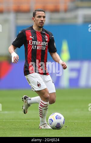 Milano, 18 aprile 2021. Ismael Bennacer di AC Milan durante la serie A a a Giuseppe Meazza, Milano. Il credito d'immagine dovrebbe essere: Jonathan Moscrop / Sportimage via PA Images Foto Stock