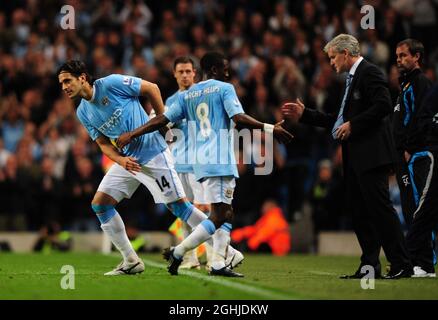 Roque Santa Cruz di Manchester City debutta per il club al posto di Shaun Wright-Phillips di Manchester City durante la partita della Barclays Premier League al City of Manchester Stadium di Manchester. Foto Stock