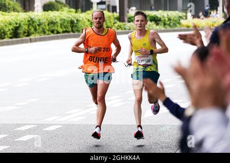 Tokyo, Giappone. 5 settembre 2021. Maratona Jaryd CLIFFORD (AUS) : Maratona maschile T12 durante i Giochi Paralimpici di Tokyo 2020 a Tokyo, Giappone . Credit: SportsPressJP/AFLO/Alamy Live News Foto Stock
