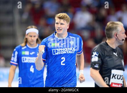 Dusseldorf, Germania. 2021 settembre. Jubilation Lukas HUTECEK (Lemgo) Handball Super Cup 2021, THW Kiel (KI) - TBV Lippe di Lemgo 30:29, su 04.09.2021 a Duesseldorf/Germania. Â Credit: dpa/Alamy Live News Foto Stock