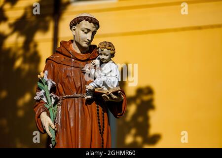 Statua religiosa a Maria Radna in Romania Foto Stock