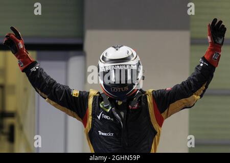 1° posto Kimi Raikkonen, Lotus Renault F1 Team 04.11.2012. Campionato del mondo di Formula 1, Rd 18, Gran Premio di Abu Dhabi, Abu Dhabi, Emirati Arabi Uniti, Race Day Foto Stock