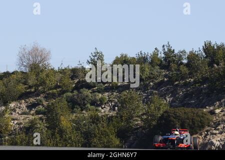 Sergio Perez (MEX) McLaren MP4-28. 08.02.2013. Test formula uno, giorno quattro, Jerez, Spagna. Foto Stock