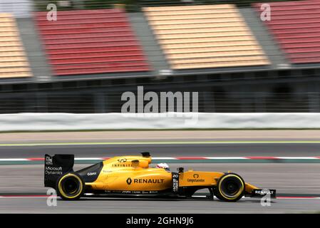 Kevin Magnussen (DEN) Renault Sport F1 Team RS16. 18.05.2016. Formula uno in-Season Testing, DayTwo, Barcellona, Spagna. Mercoledì. Il credito fotografico dovrebbe essere: XPB/Press Association Images. Foto Stock