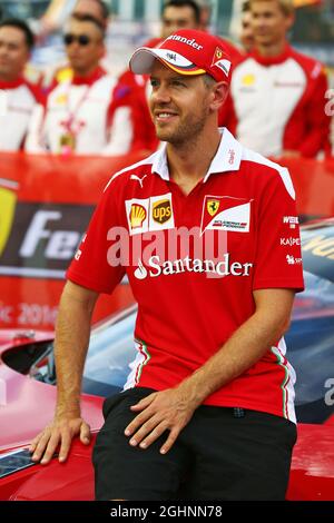 Sebastian Vettel (GER) Ferrari. 15.09.2016. Formula 1 World Championship, Rd 15, Singapore Grand Prix, Marina Bay Street Circuit, Singapore, Preparation Day. Il credito fotografico dovrebbe essere: XPB/Press Association Images. Foto Stock