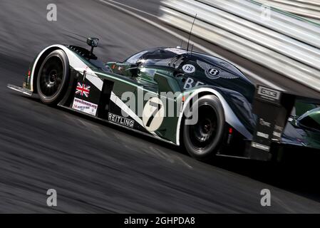 Guy Smith (GBR) Bentley Speed 8 alla Legends Parade. 08.07.2017. Formula 1 World Championship, Rd 9, Gran Premio d'Austria, Spielberg, Austria, Giorno di qualificazione. Il credito fotografico dovrebbe essere: XPB/Press Association Images. Foto Stock