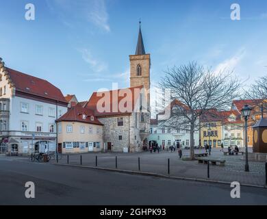 Piazza Wenigermarkt e Chiesa di Agidienkirche - Erfurt, Turingia, Germania Foto Stock