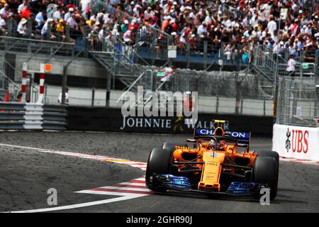 Stoffel Vandoorne (bel) McLaren MCL33. 27.05.2018. Formula 1 World Championship, Rd 6, Gran Premio di Monaco, Monte Carlo, Monaco, Giorno di gara. Il credito fotografico dovrebbe essere: XPB/Press Association Images. Foto Stock