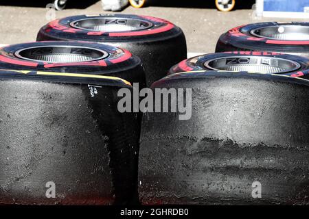 Pneumatici Pirelli usurati. 01.07.2018. Formula 1 World Championship, Rd 9, Gran Premio d'Austria, Spielberg, Austria, Giorno di gara. Il credito fotografico dovrebbe essere: XPB/Press Association Images. Foto Stock