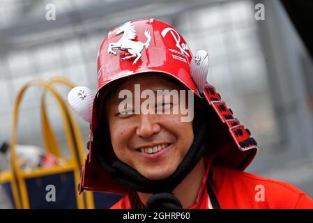 Fan Ferrari. 04.10.2018. Formula 1 World Championship, Rd 17, Gran Premio del Giappone, Suzuka, Giappone, Giorno di preparazione. Il credito fotografico dovrebbe essere: XPB/Press Association Images. Foto Stock