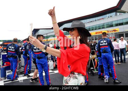 Catherine Zeta-Jones (GBR) attrice in griglia. Gran Premio di Gran Bretagna, domenica 14 luglio 2019. Silverstone, Inghilterra. 14.07.2019. Formula 1 World Championship, Rd 10, Gran Premio di Gran Bretagna, Silverstone, Inghilterra, Giorno di gara. Il credito fotografico dovrebbe essere: XPB/Press Association Images. Foto Stock