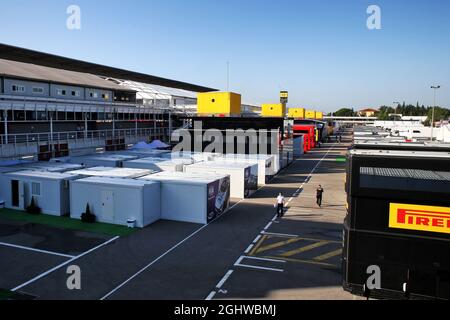 Atmosfera paddock. 15.08.2020. Formula 1 World Championship, Rd 6, Gran Premio di Spagna, Barcellona, Spagna, Giorno di qualificazione. Il credito fotografico dovrebbe essere: XPB/Press Association Images. Foto Stock