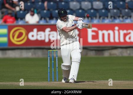 CHESTER LE STREET, REGNO UNITO. 7 SETTEMBRE Dan Douthwaite di Glamorgan batting durante la partita LV= County Championship tra il Durham County Cricket Club e il Glamorgan County Cricket Club presso Emirates Riverside, Chester le Street martedì 7 settembre 2021. (Foto di: Mark Fletcher | MI News) Credit: MI News & Sport /Alamy Live News Foto Stock