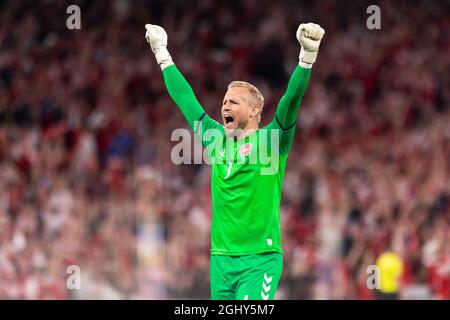 Copenaghen, Danimarca. 07 settembre 2021. Il portiere Kasper Schmeichel (1) della Danimarca festeggia dopo un gol durante la Coppa del mondo UEFA tra Danimarca e Israele al Parken di Copenaghen. (Photo Credit: Gonzales Photo/Alamy Live News Foto Stock