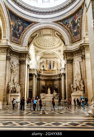 Parigi, Francia. - Maggio 25 2018: Interno, interno del Mausoleo Francese per i grandi popoli della Francia - il Pantheon di Parigi. Monumento la Convention National. Foto Stock