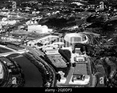Vista aerea del Foro Italico per i Giochi Olimpici del 1960 a Roma, che mostra lo Stadio Olimpico principale, con stadi e arene più piccoli. 22 giugno 1959. Foto Stock