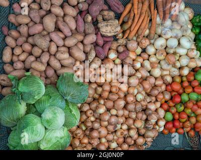 Il mercato. Città di Assomada (Somada). Isola di Santiago, Capo Verde. Foto Stock