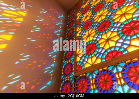 Azerbaigian, Sheki. Palazzo d'Inverno, 18 ° secolo, tradizionale vetrata. Foto Stock