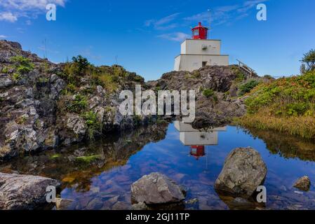 Anfitrite Lighthouse vicino a Uculet, British Columbia, Canada Foto Stock