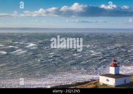 Canada, Nuova Scozia, Advocate Harbour. Faro di Cape d'Or sulla baia di Fundy. Foto Stock