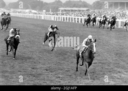 CORSE IPPICHE ASCOT QUEEN MARY PICCHETTI RISULTATI BRASSIA & PURTELL 1 OT ; 17 GIUGNO 1964 Foto Stock