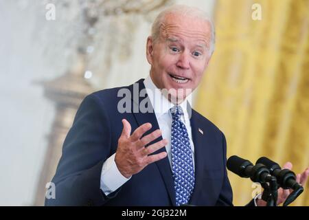 Washington, Stati Uniti. 08 settembre 2021. Il Presidente Joe Biden parla durante un evento in onore dei sindacati l'8 settembre 2021 nella Sala Est della Casa Bianca a Washington, DC. (Foto di Oliver Contreras/Sipa USA) Credit: Sipa USA/Alamy Live News Foto Stock