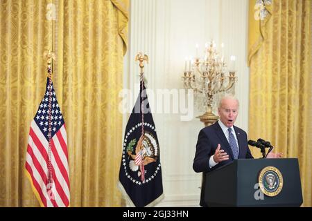 Washington, Stati Uniti. 08 settembre 2021. Il Presidente Joe Biden parla durante un evento in onore dei sindacati nella Sala Est della Casa Bianca l'8 settembre 2021 a Washington, DC. (Foto di Oliver Contreras/SIPA USA) Credit: Sipa USA/Alamy Live News Foto Stock