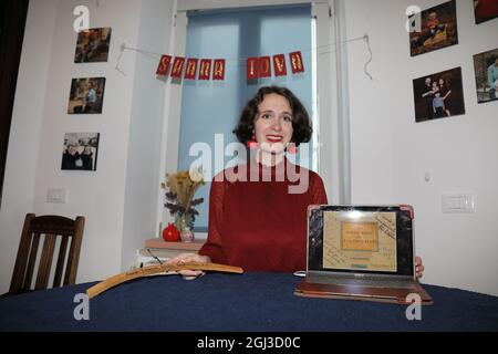 Lauren Leiderman bei der Zoom Buchbesprechung „Das Poesiealbum von Eva Goldberg - Das Mädchen aus Görlitz, das mit Anne Frank befreundet war“. Görlitz Foto Stock