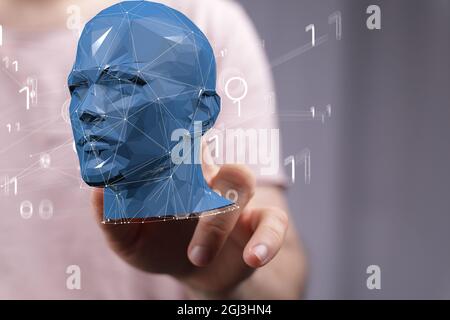 Rendering 3D di una testa umana blu con numeri intorno ad essa e una donna sullo sfondo Foto Stock