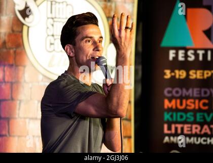 Russell Kane, comico, Best Newcomer, Southend Arts Festival, Essex © Clarissa Debenham / Alamy Foto Stock