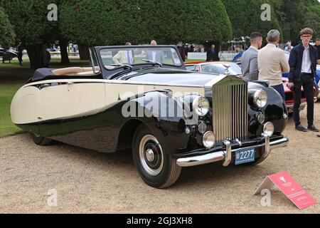 Rolls-Royce Silver Wraith Drophead Coupé (1953), Concours of Elegance 2021, Hampton Court Palace, Londra, Regno Unito, Europa Foto Stock