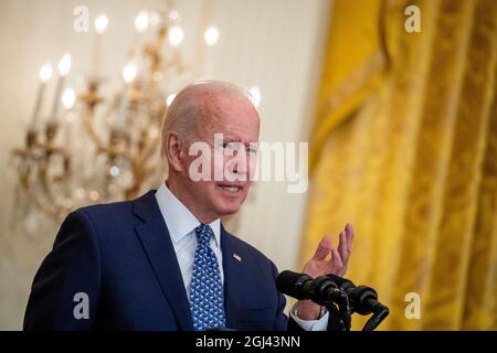 Washington, DC, Stati Uniti. 08 settembre 2021. Il Presidente DEGLI STATI UNITI Joe Biden ha espresso osservazioni in onore dei sindacati durante un evento nella Sala Est della Casa Bianca a Washington, DC, USA, 08 settembre 2021. Credit: Shawn Thew/Pool via CNP/dpa/Alamy Live News Foto Stock